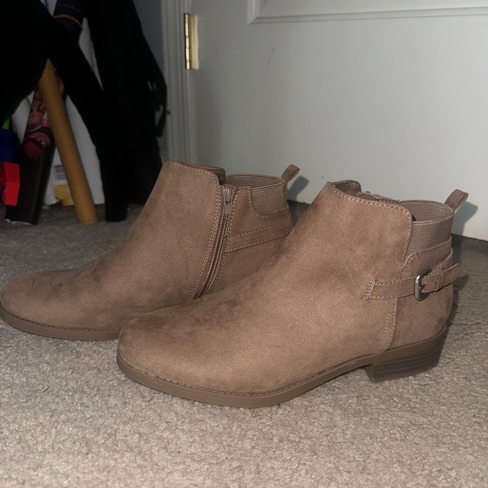 Old Navy Tan Ankle Booties